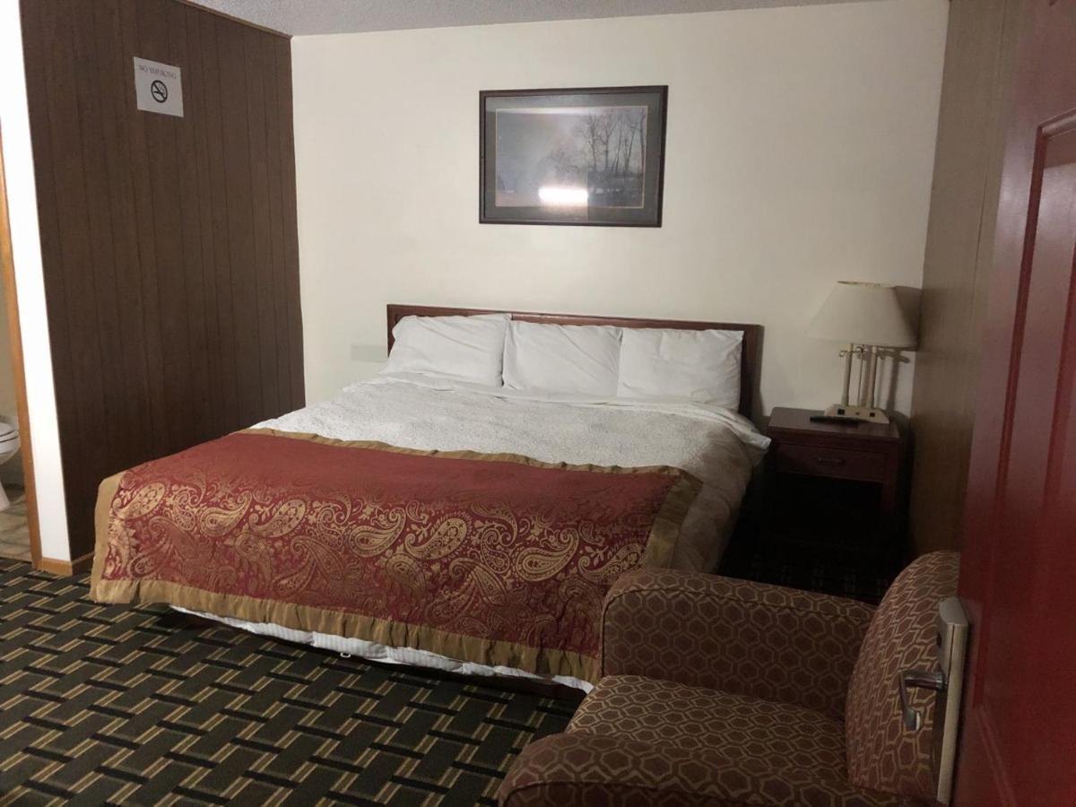 Big 12 Motel Broken Bow Eksteriør bilde